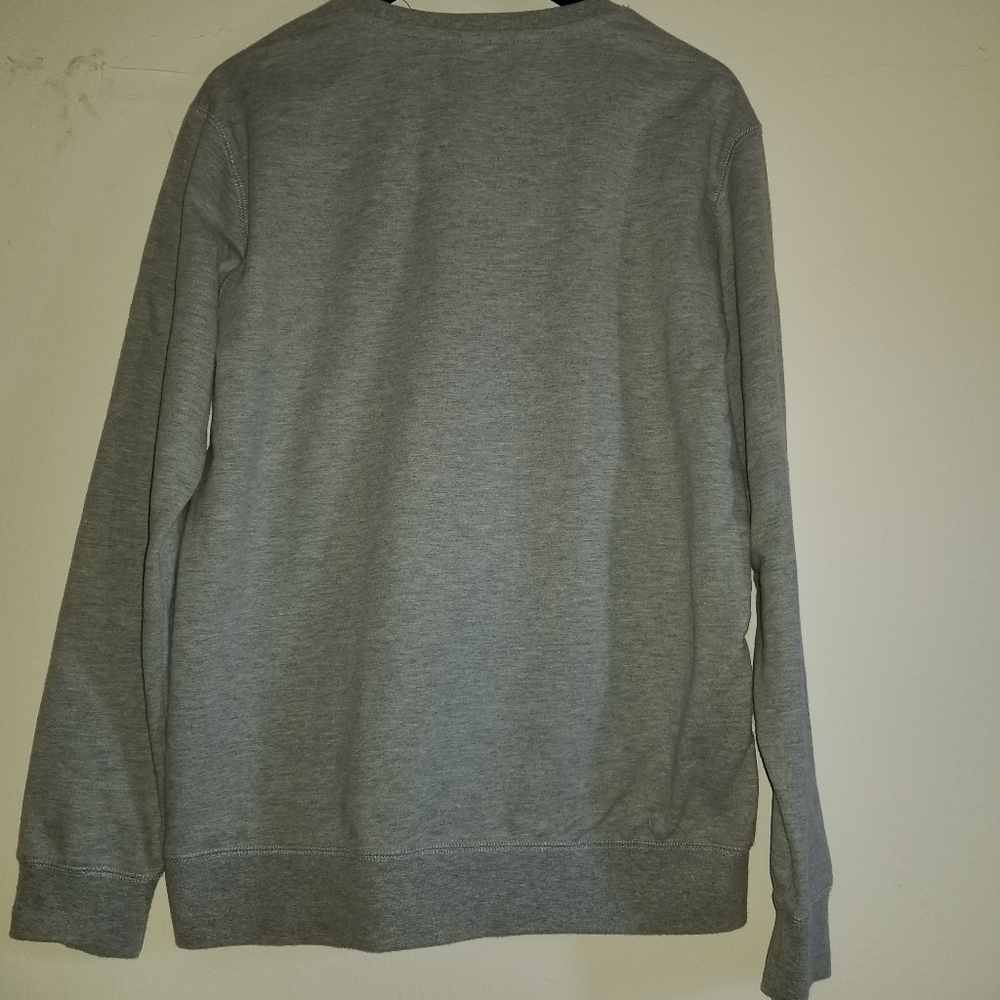 Sweetshirt - Picture 2 of 7